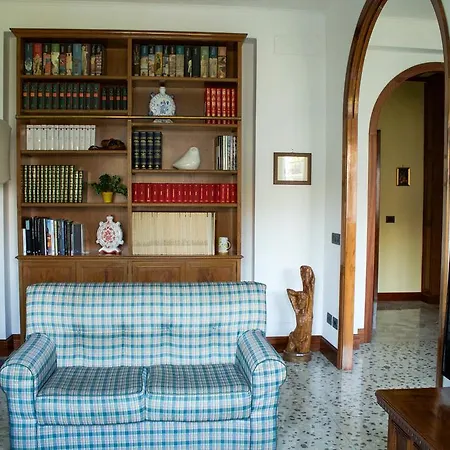 3floor Wide In Downtown روما